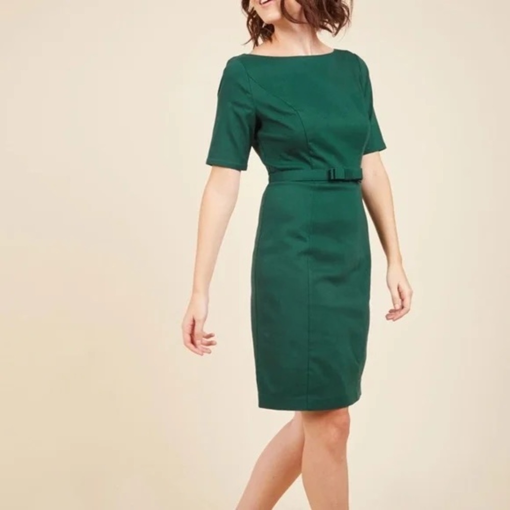 ModCloth Ritzy Wishes Sheath in Forest Dress Size Small